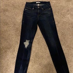 Good American skinny jeans. Size 25. Distressed.